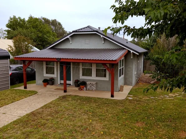 205 S Main St, Wheeler, TX 79096