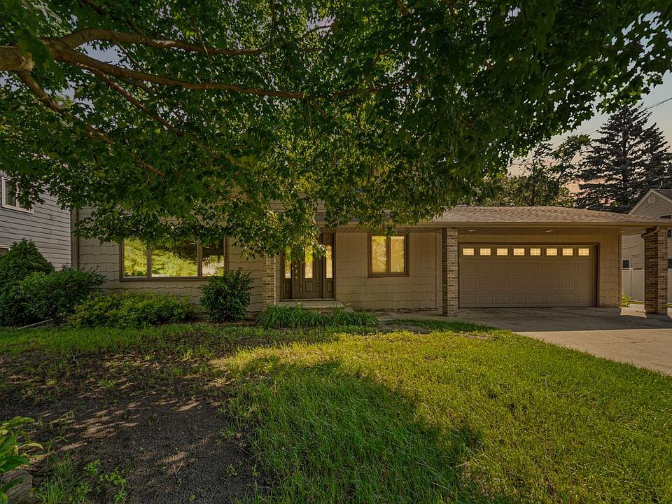 masa-yb1② 1633 Massee St, Albert Lea, MN 56007 | Zillow