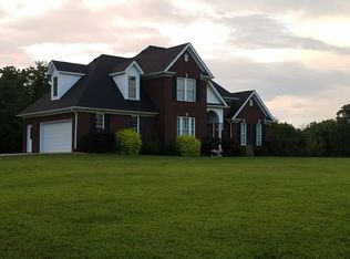 7125 Lawrenceburg Rd, Bloomfield, KY 40008