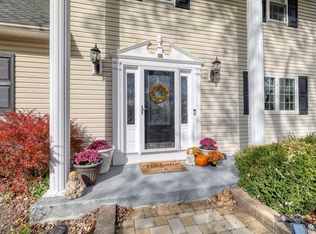 19 The Drive, Westtown, NY