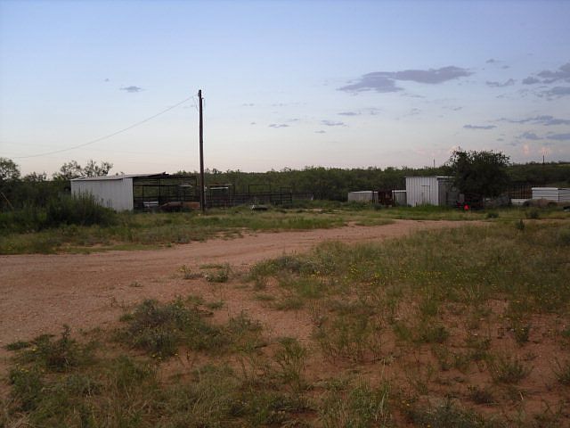 2nd image of 11942 County Road 4109