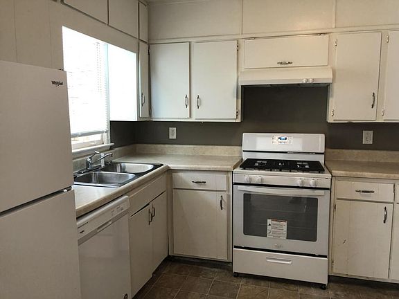 3rd image of 5140 Highpoint Rd APT 13