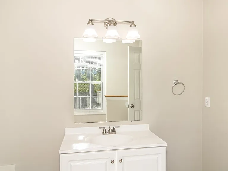 263926_023_main_bathroom_12980847.jpg