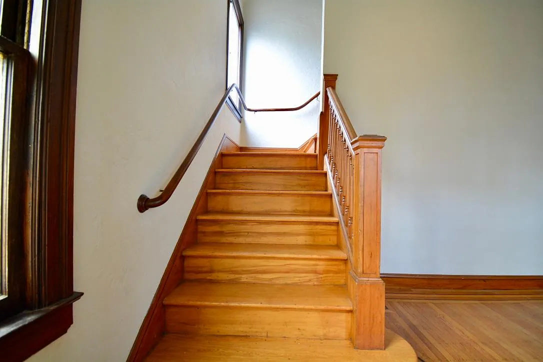 4 bed, 1400 sqft, $6,700 — Photo 2