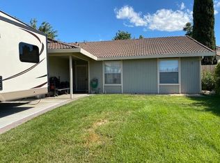 631 Olivewood Ct, Los Banos, CA 93635