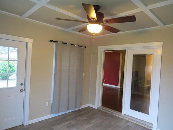 5th image of 602 N Mobile Ave