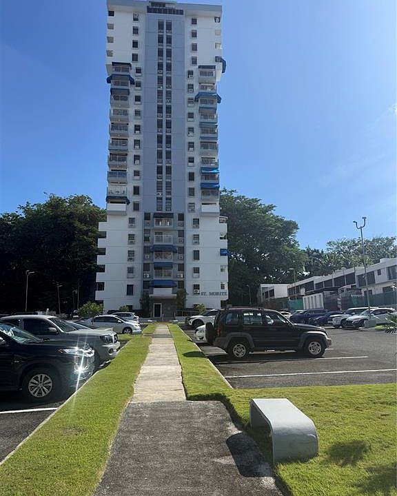 1st image of J10 San Patricio #1102