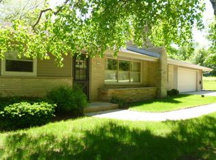 2505 Markridge Cir, Racine, WI 53405