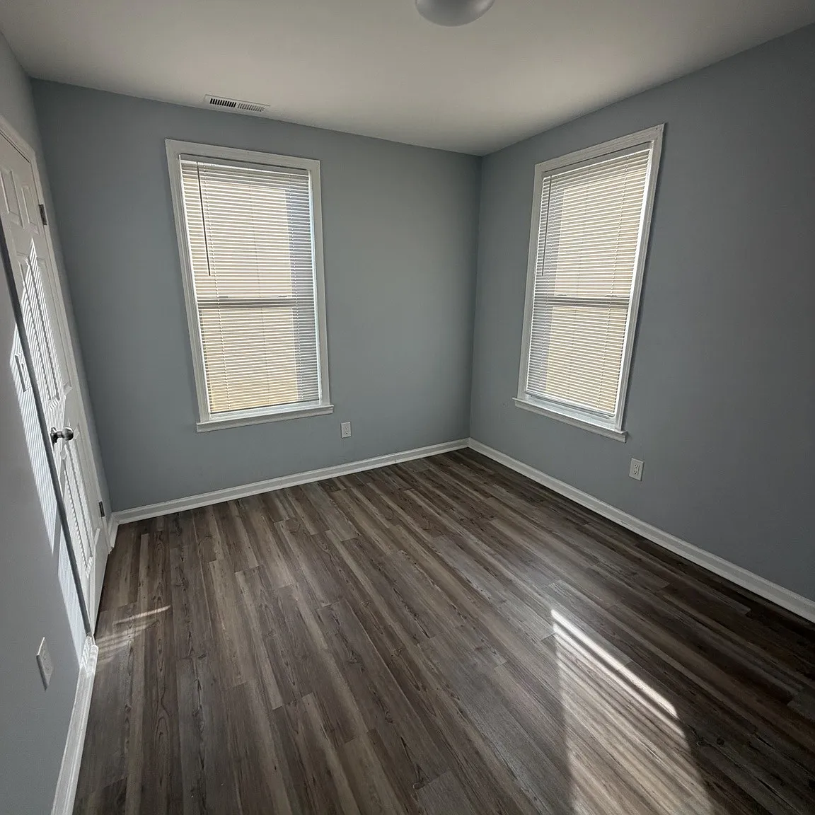 2 bed, 1.0 bath, 836 sqft, $2,350 — Photo 4