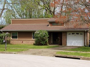 1305 Smoky Mountain Ct, Lexington, KY 40515