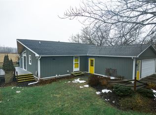 728 Boughton Hill Rd, Honeoye Falls, NY 14472