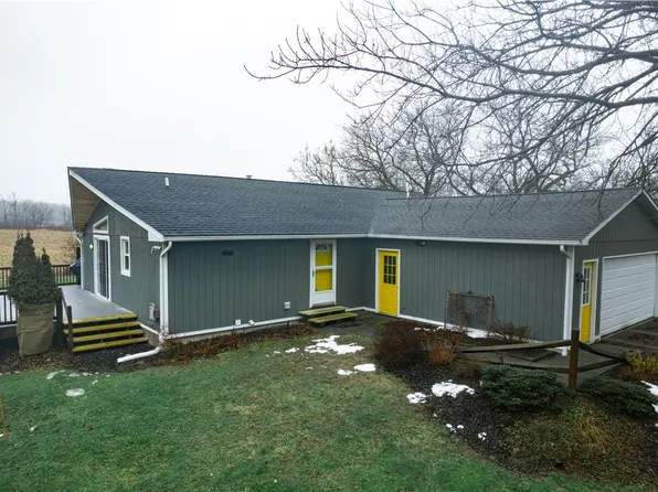 728 Boughton Hill Rd, Honeoye Falls, NY 14472