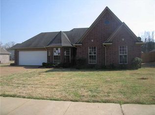 4497 Queen Sinclair Cir, Millington, TN 38053