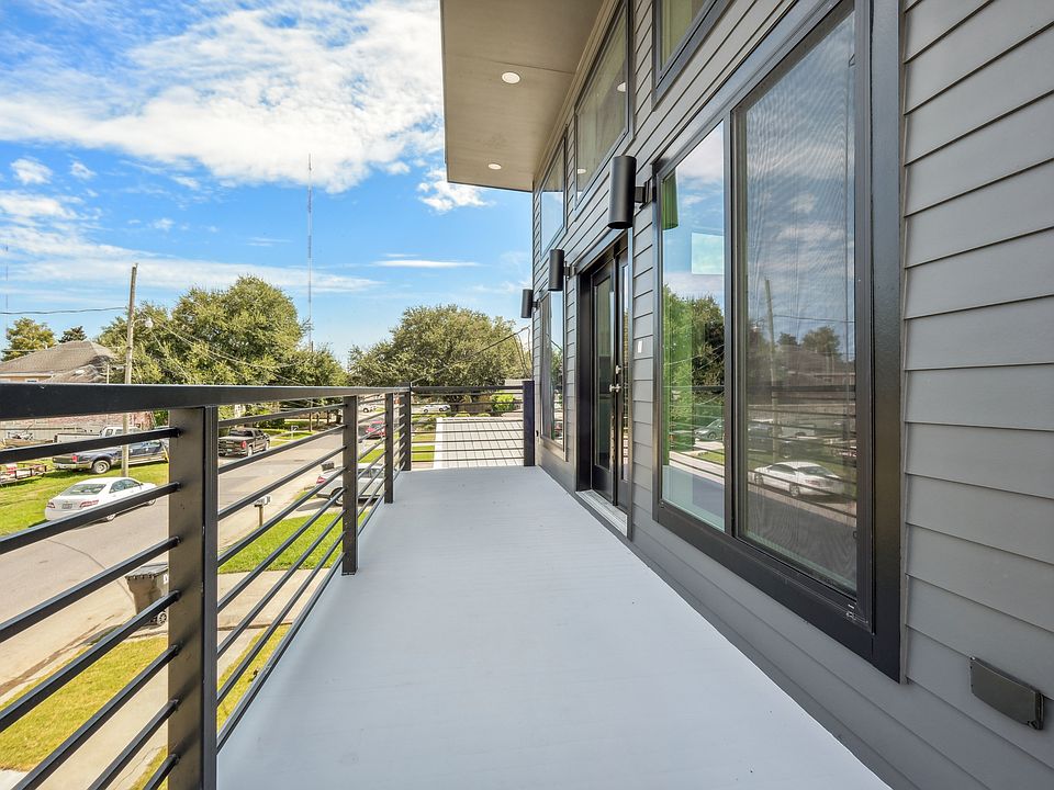 155 sq/ft balcony overlooking the neighborhood.