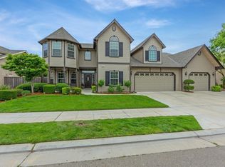 356 Moody Ave, Clovis, CA 93619