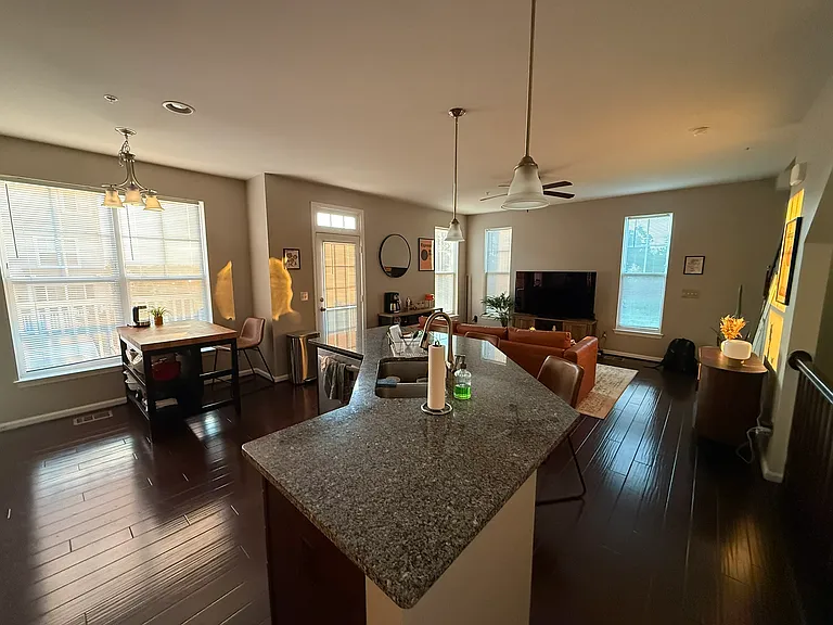 25207 Split Creek Ter — Photo 6