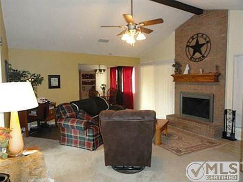 5th image of 5225 Benbrook St