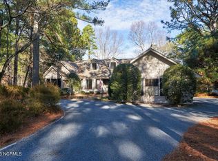 7 Highland Dr, Whispering Pines, NC 28327