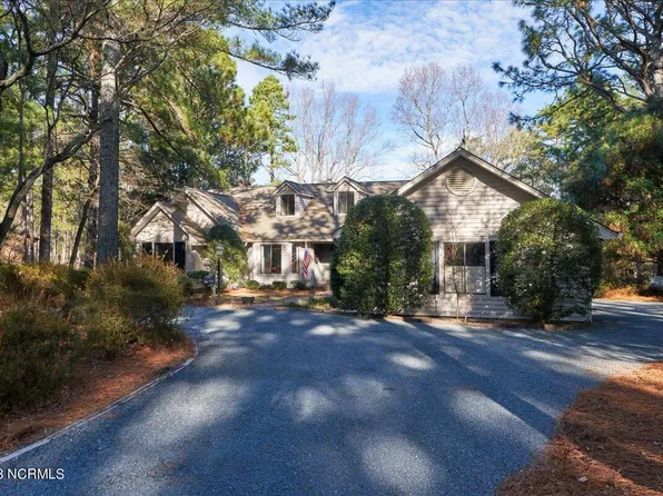 7 Highland Drive, Whispering Pines, NC 28327