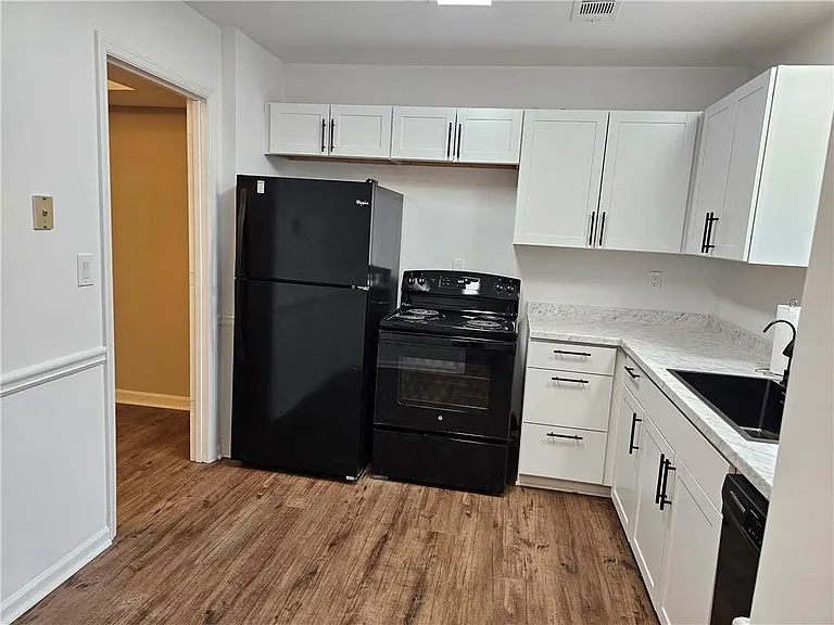 6002 Pat Mell Pl SE — Photo 8