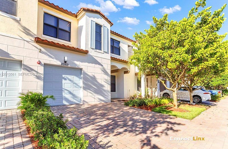 1st image of 20919 NW 1st Dr