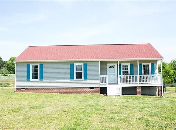 2nd image of 4815 Creek Cir