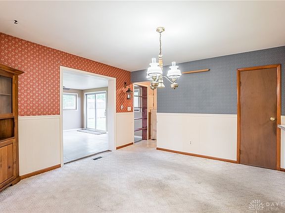 5th image of 218 Southerly Hills Dr