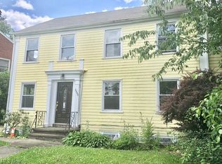 2922 Hampton Rd, Cleveland, OH 44120