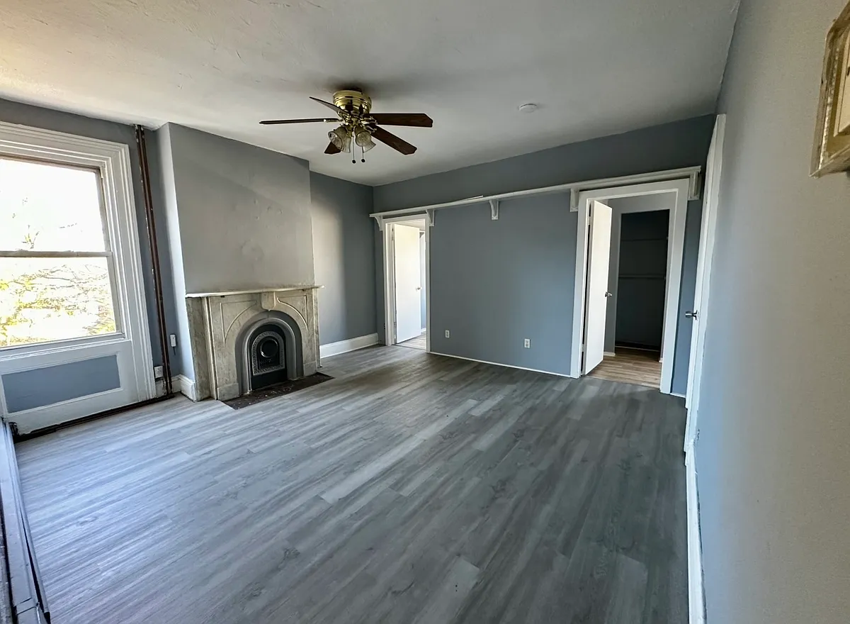 Building Photo - 112-116 Lyon St #2F