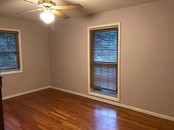 4th image of 2918 Highland Dr SE #2494