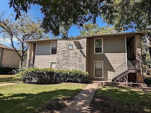 1st image of 10616 Mellow Mdws APT 39A