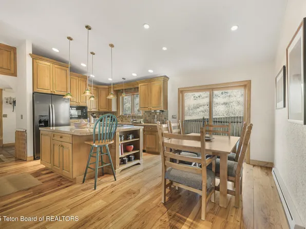 1000 W Longhorn Dr, Jackson, WY 83001