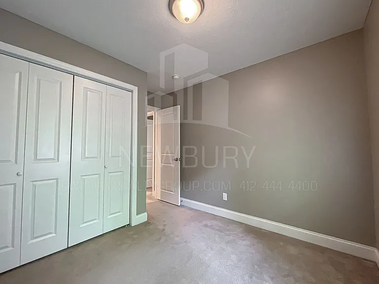 113-155 Banksville Pl — Photo 26