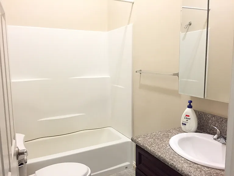 1030 E Green St #20 — Photo 8