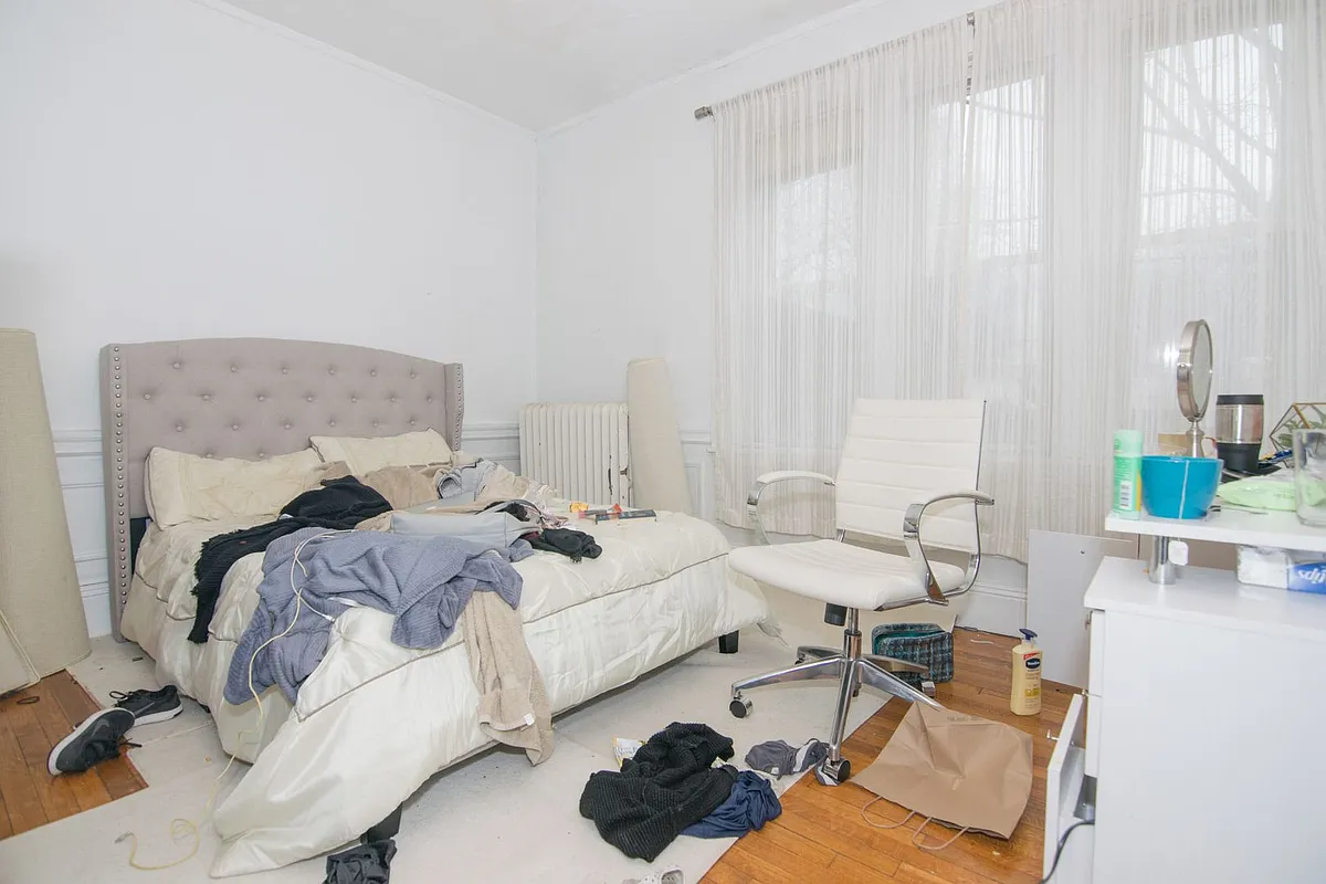 Building Photo - 66A Egmont St #1