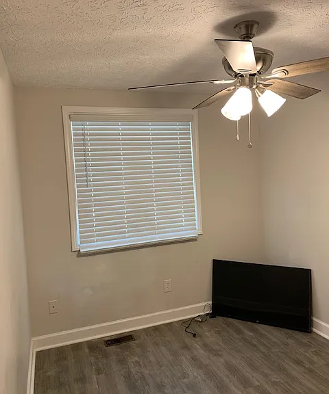 1480 Muirfield Dr — Photo 9