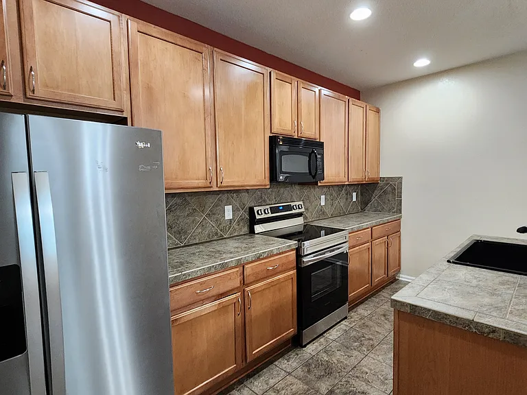 17170 Waterhouse Cir #B — Photo 13