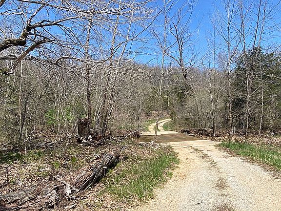 3rd image of 1516 County Road 803a