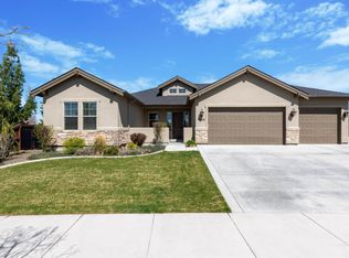 9608 W Twisted Vine Dr, Star, ID 83669