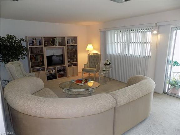 2nd image of 1515 Myerlee Country Club Blvd #1