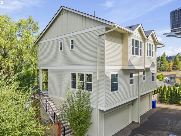 11367 SW Capitol Hwy, Portland, OR 97219