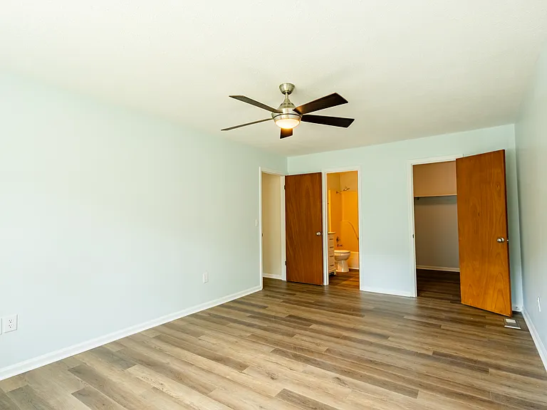 2612 Goff St — Photo 9