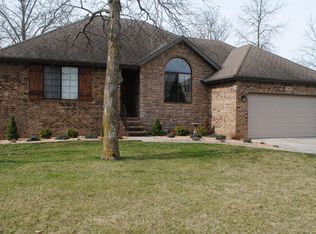 742 Brook Forest Rd, Nixa, MO 65714