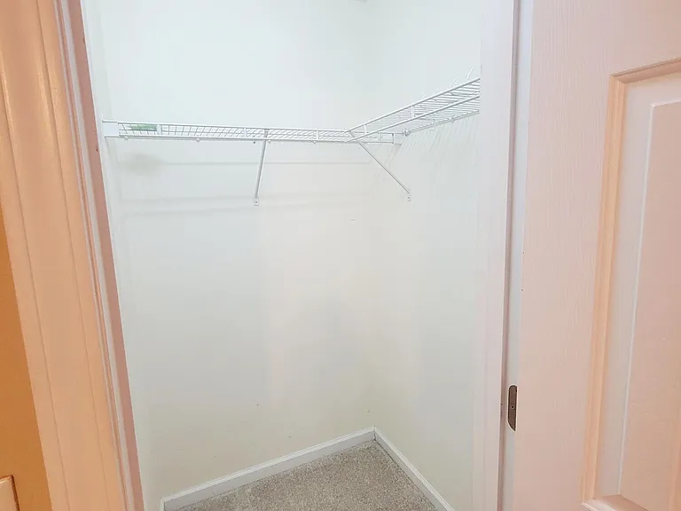 8327 Glenwood Springs Ct — Photo 25