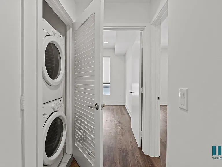 In-Suite Washer & Dryer