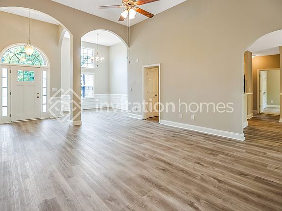 3rd image of 8315 Mossybrook Ln