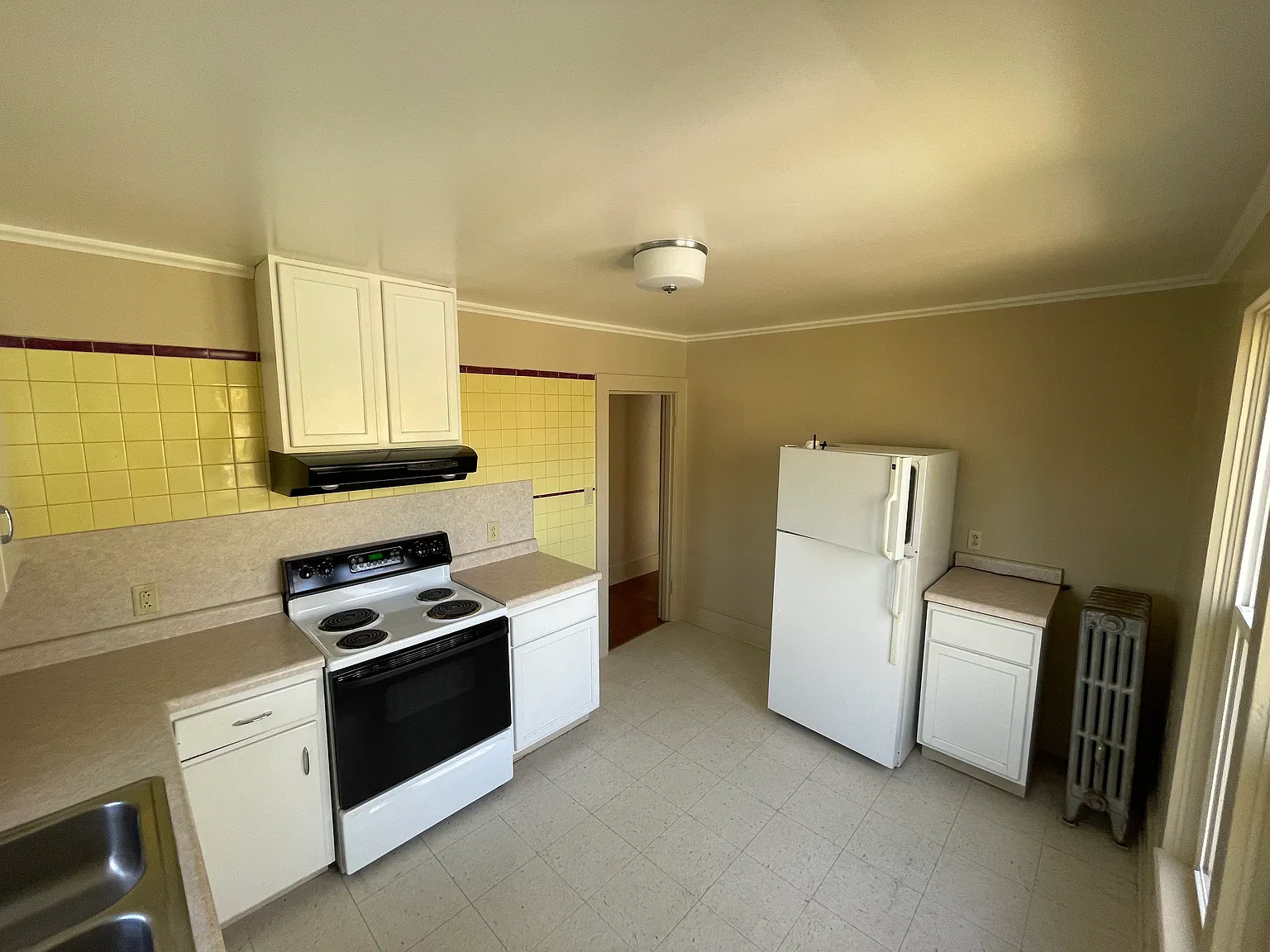 1 bed, 800 sqft, $900 — Photo 4