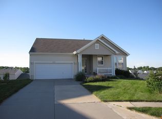13704 S 28th Cir, Bellevue, NE 68123
