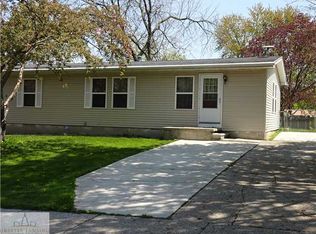 2920 Cranbrook Ave, Lansing, MI 48906
