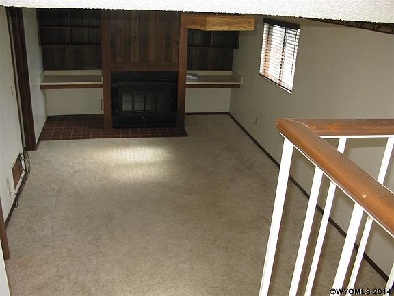 3rd image of 2931 Santa Cruz Dr